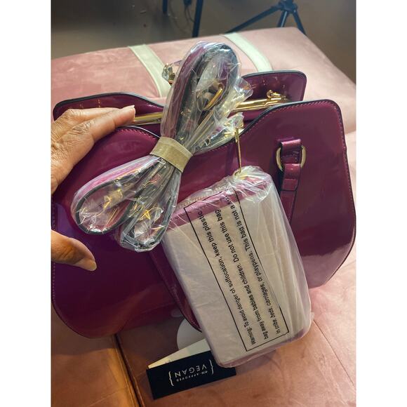 Le Miel Purple Glossy Patent Leather Faux Diamond 2-n-1 2x Handle Handbag RARE - Picture 10 of 16